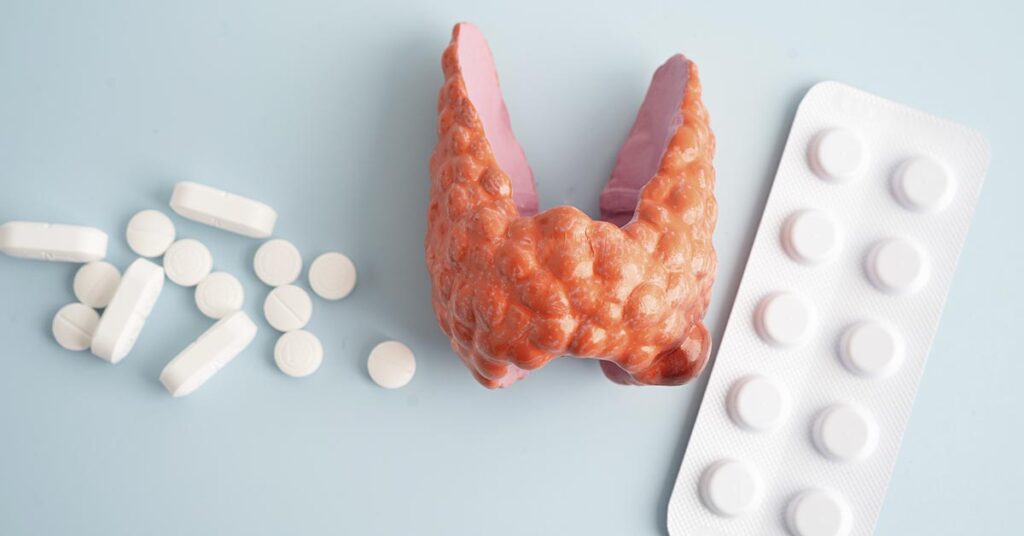 Tratamento para tireoide alterada: opções para cada situação
